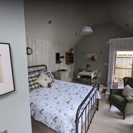 Eccleshall The Dorm Bed And Breakfast מראה חיצוני תמונה