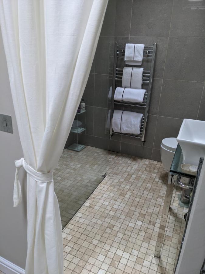 Eccleshall The Dorm Bed And Breakfast מראה חיצוני תמונה